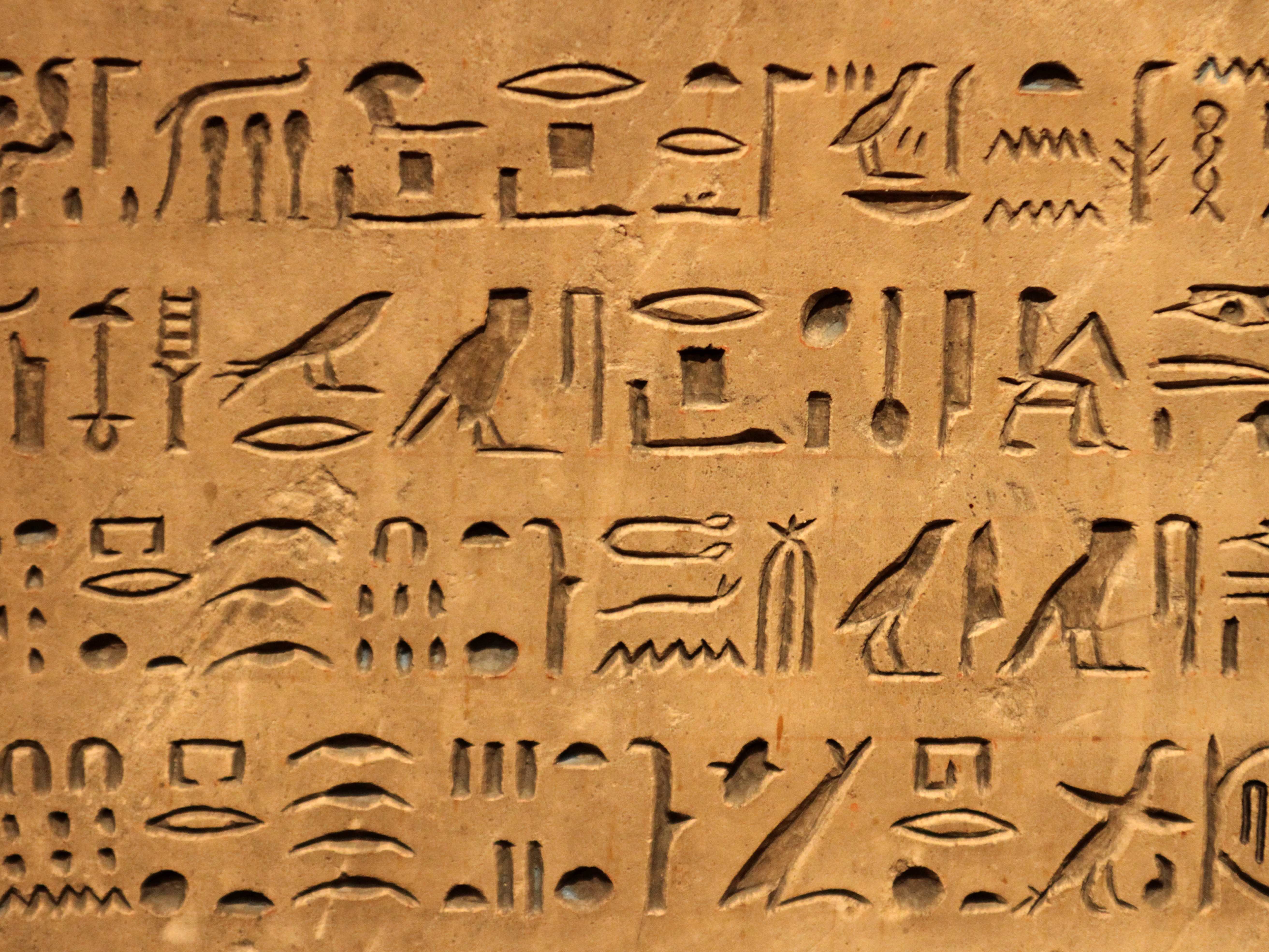 Hieroglifos egípcios.