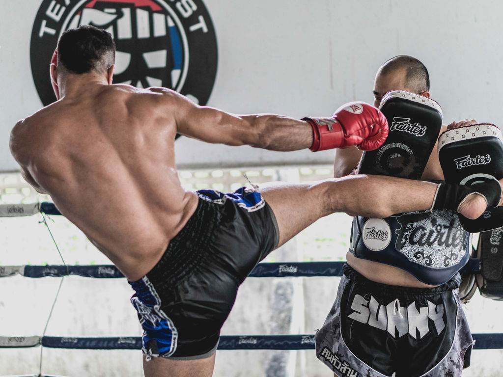 Treino de kickboxing