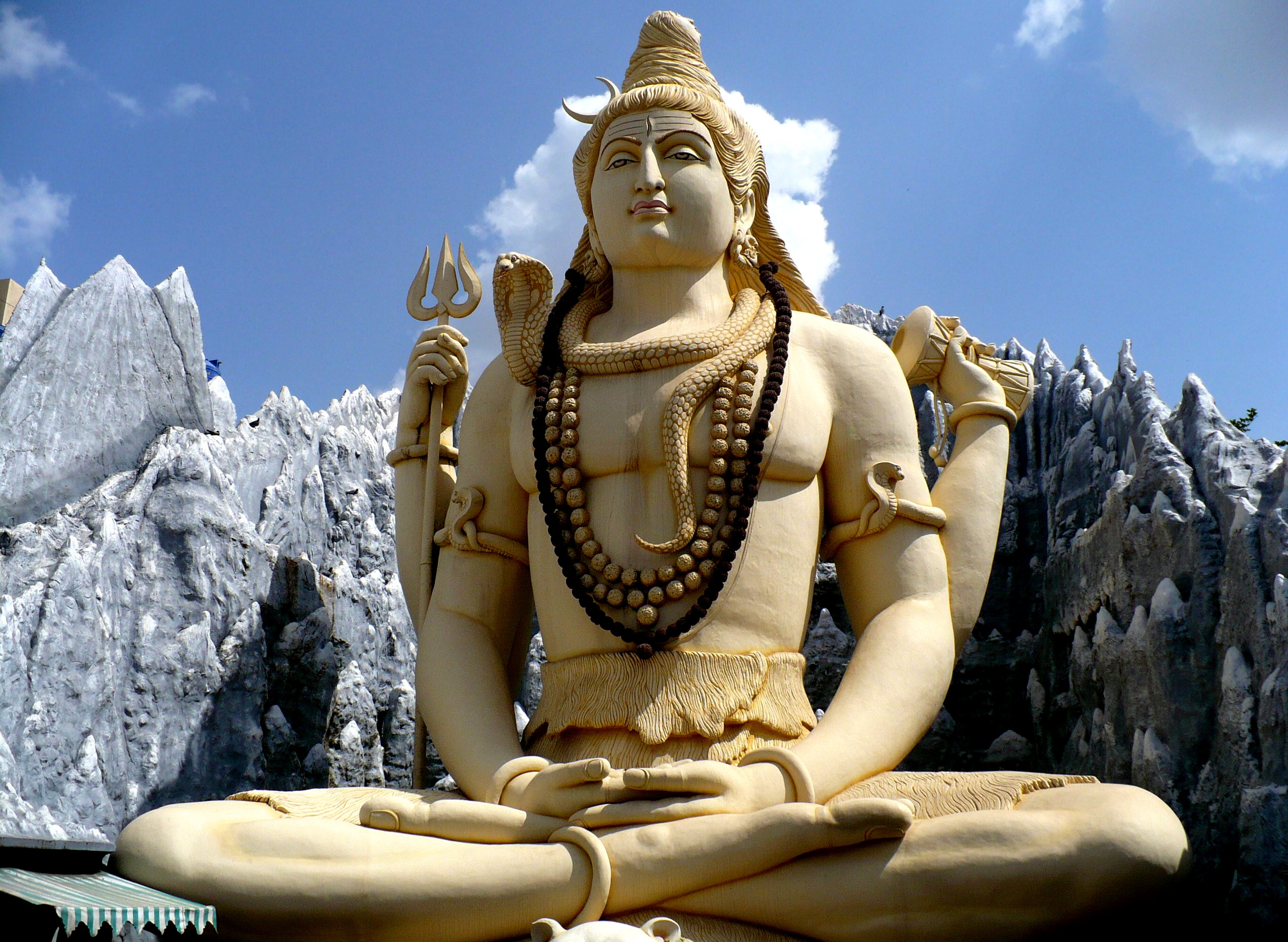 Deuses e Deusas mais cultuados do hinduísmo (e seus significados ...